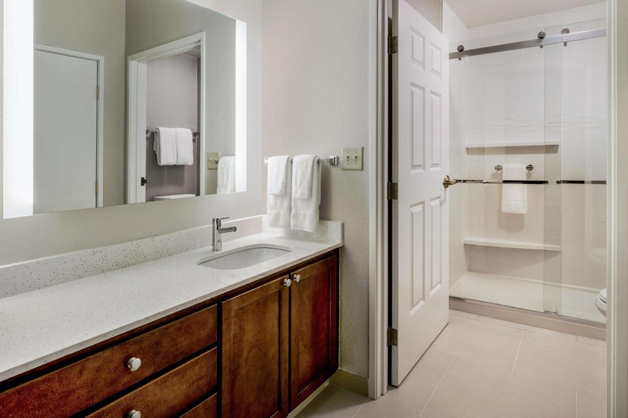 Residence Inn By Marriott Chicago Oak Brook Exterior photo